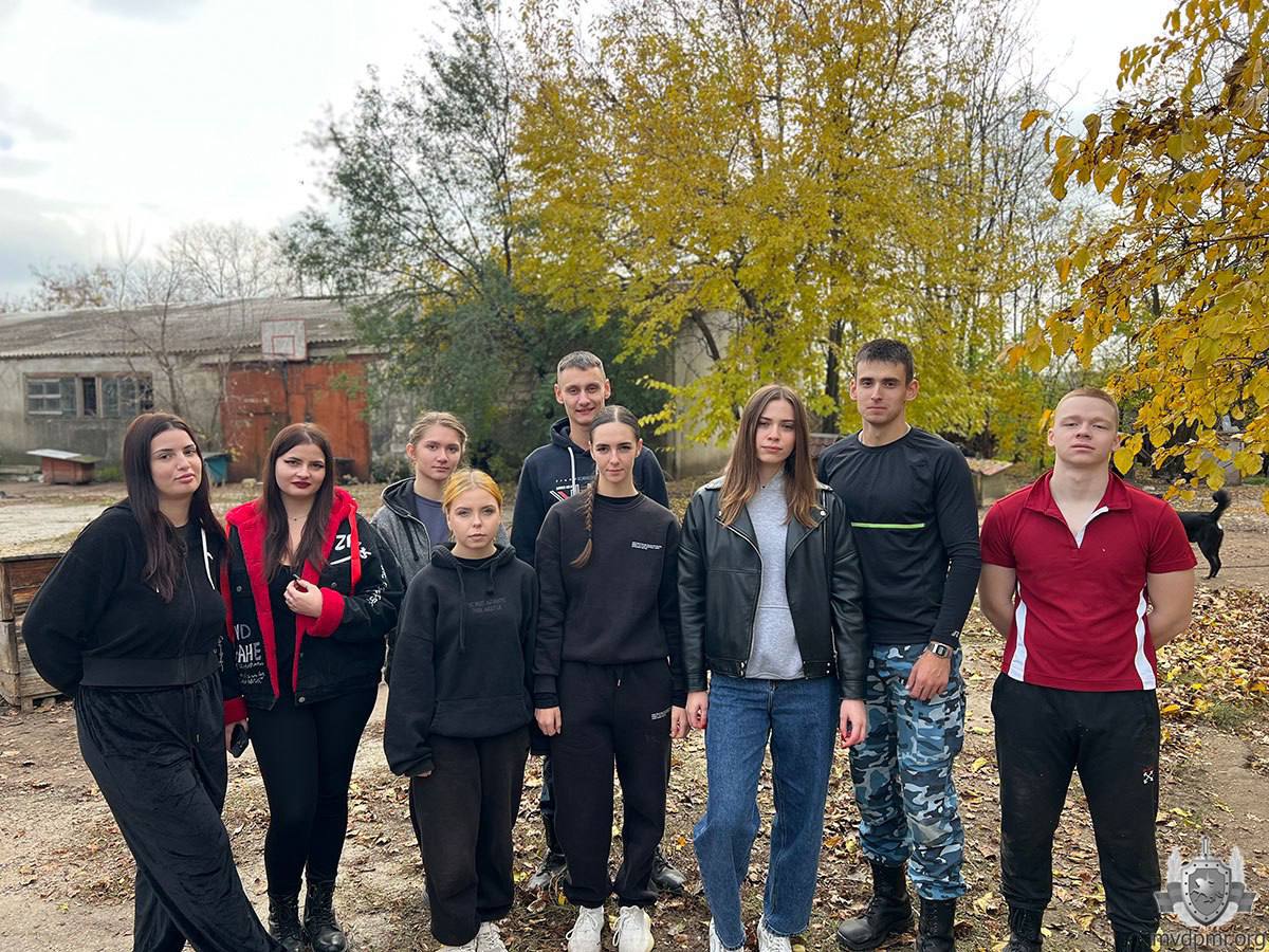 Курсанты ТЮИ помогли бендерскому приюту для животных