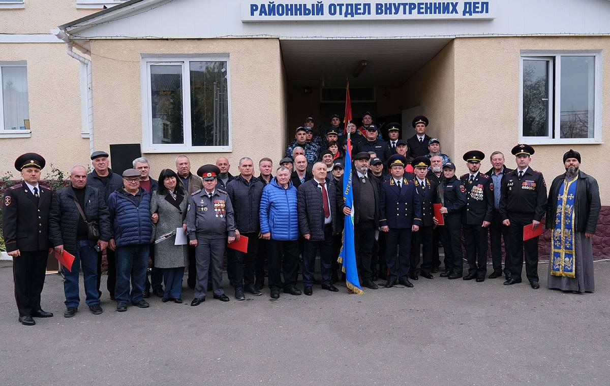 Для них честь и долг превыше всего