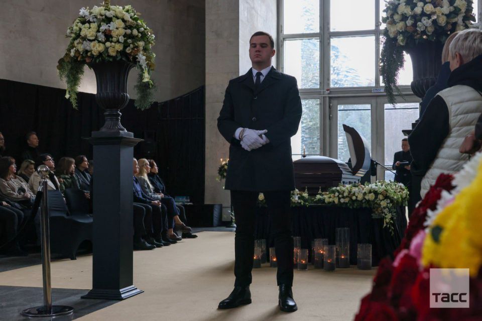 � ������ ���������� � ����� ����������