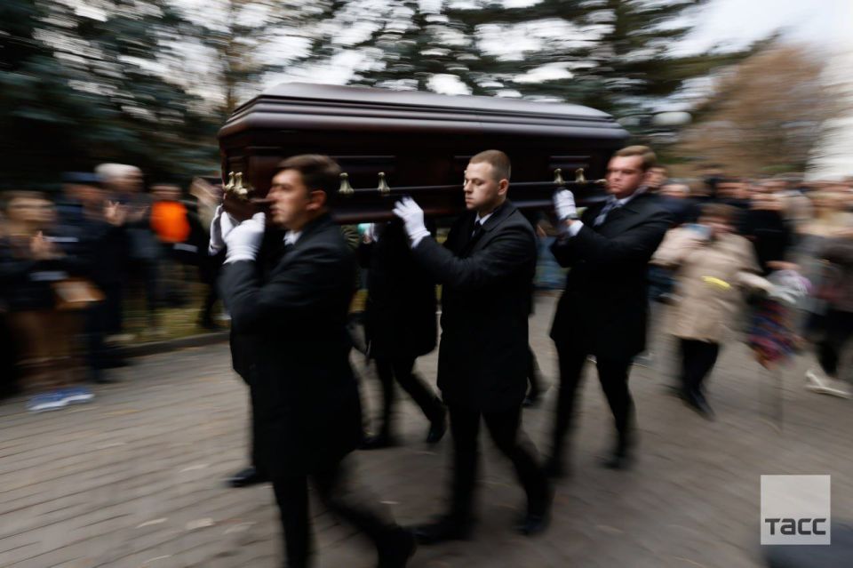 � ������ ���������� � ����� ����������