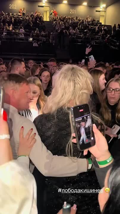  ..    ,          ,       -  ,      ...