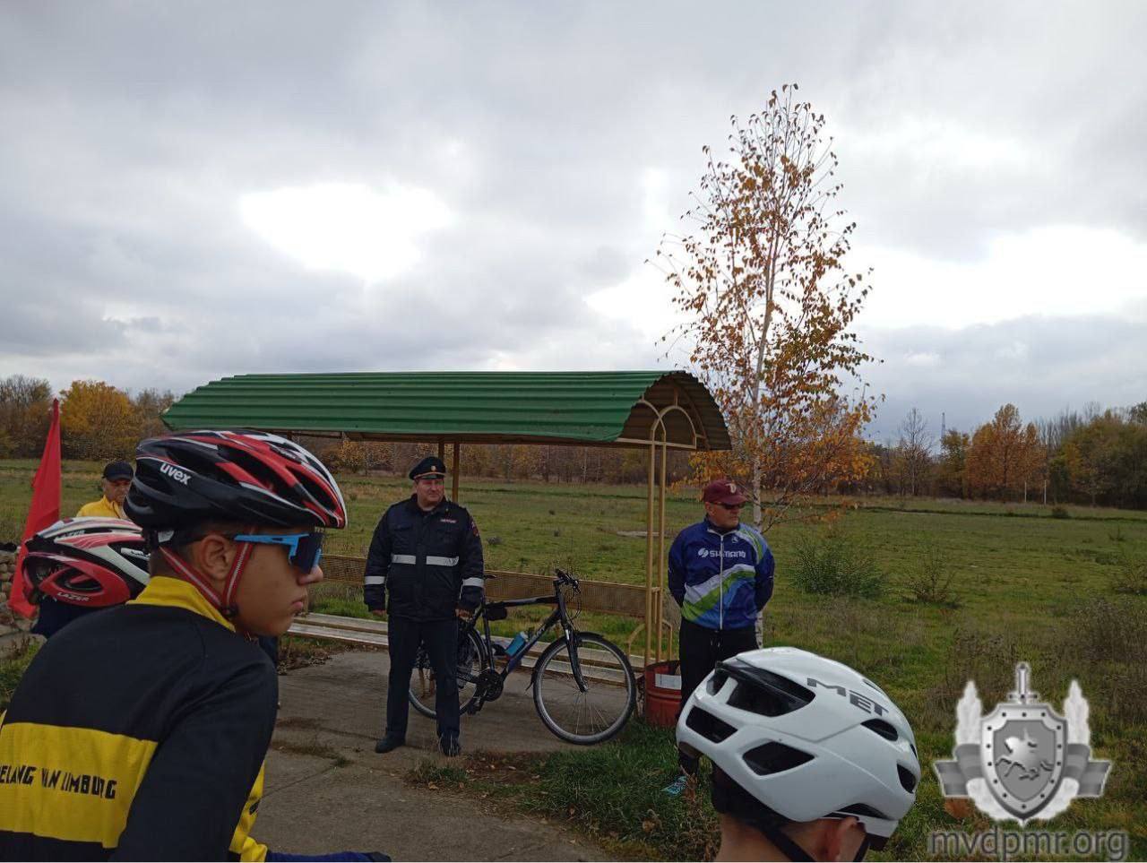 Велопробег памяти. В преддверии Дня милиции Управление вневедомственной охраны МВД провело в Тирасполе турнир по велоспорту Велопробег памяти. В преддверии Дня милиции Управление вневедомственной охраны МВД провело в Тирасполе турнир по велоспорту