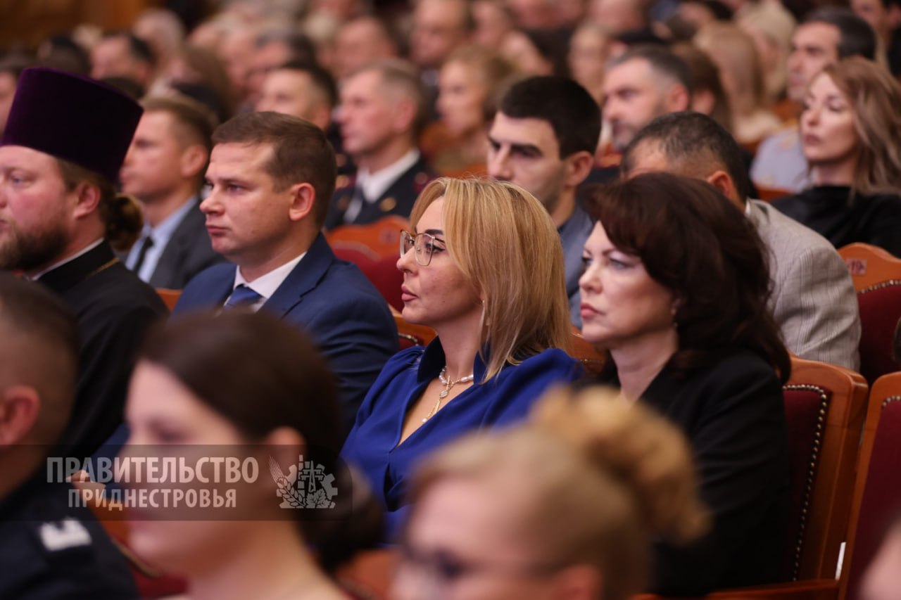 В Приднестровье чествуют милиционеров В Приднестровье чествуют милиционеров