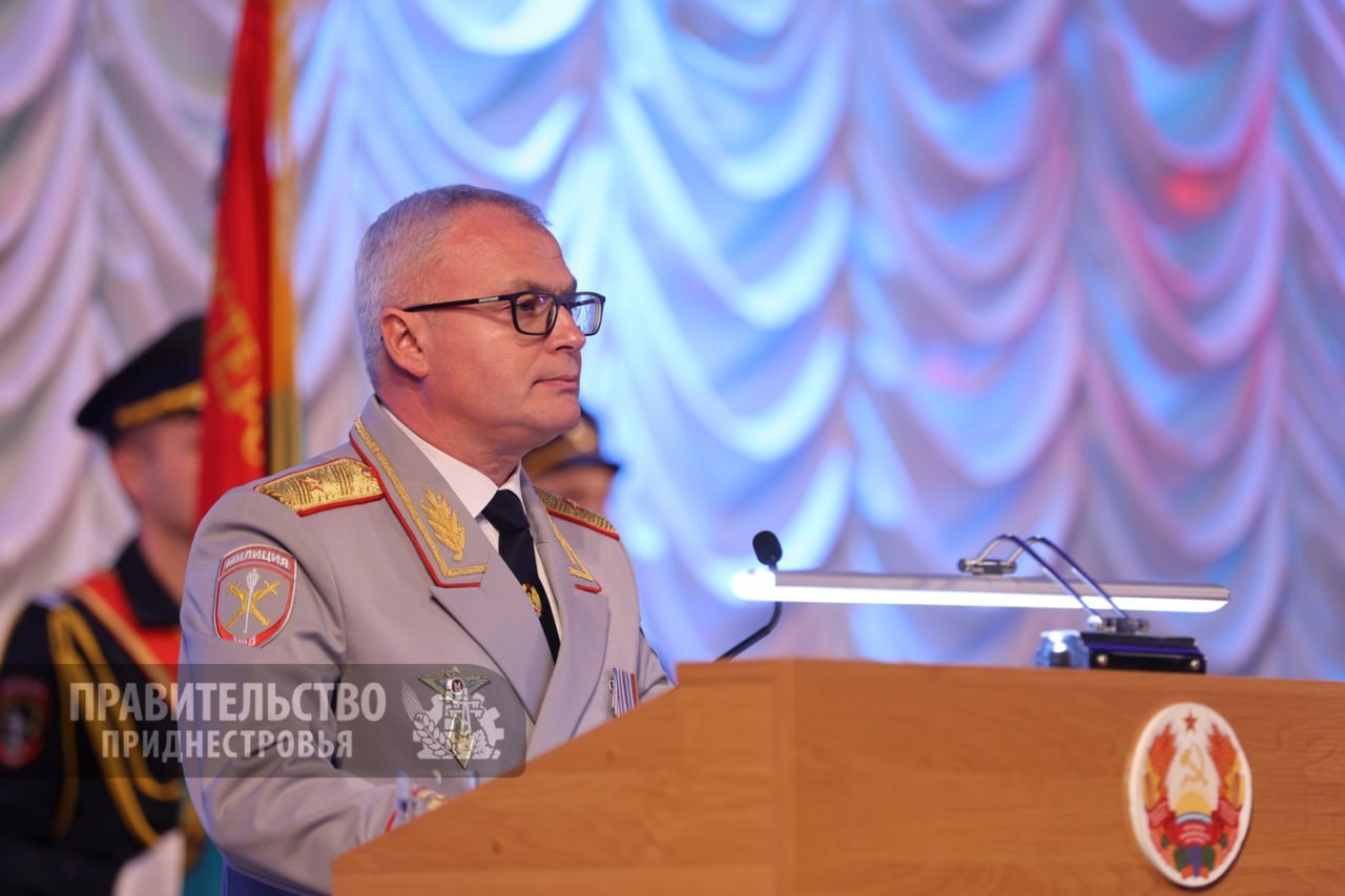 В Приднестровье чествуют милиционеров В Приднестровье чествуют милиционеров