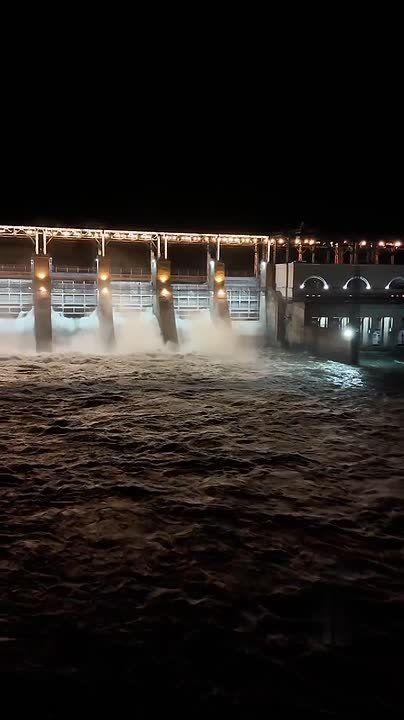 Захватывающие кадры Дубоссарской ГЭС