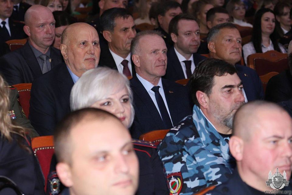 ���� �������: �������� ������ � ������