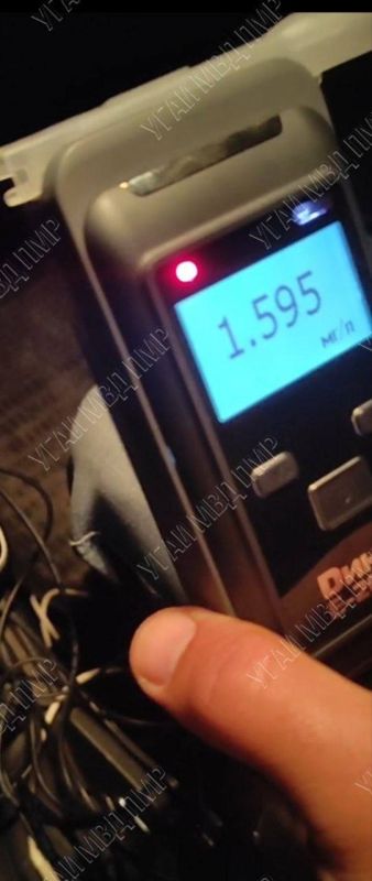 Пьяный водитель врезался в дерево и сломал ребра – авария в Рыбнице Пьяный водитель врезался в дерево и сломал ребра – авария в Рыбнице