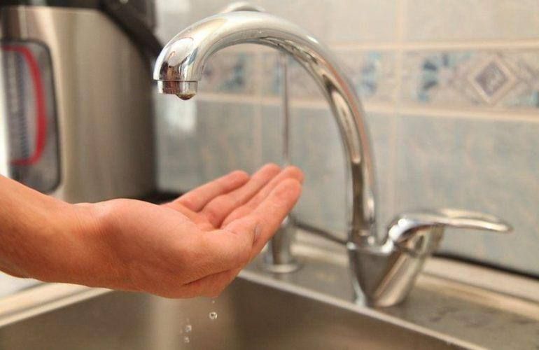Как сообщает ГУП «Водоснабжение и водоотведение» филиал в г. Бендеры, сегодня с 9:00 и до окончания проведения аварийных работ на водопроводе Д-150мм по адресу: ул. Лазо,35 (Бендерырынокторг) будет перекрыто холодное...