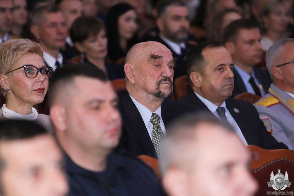 ���� �������: �������� ������ � ������