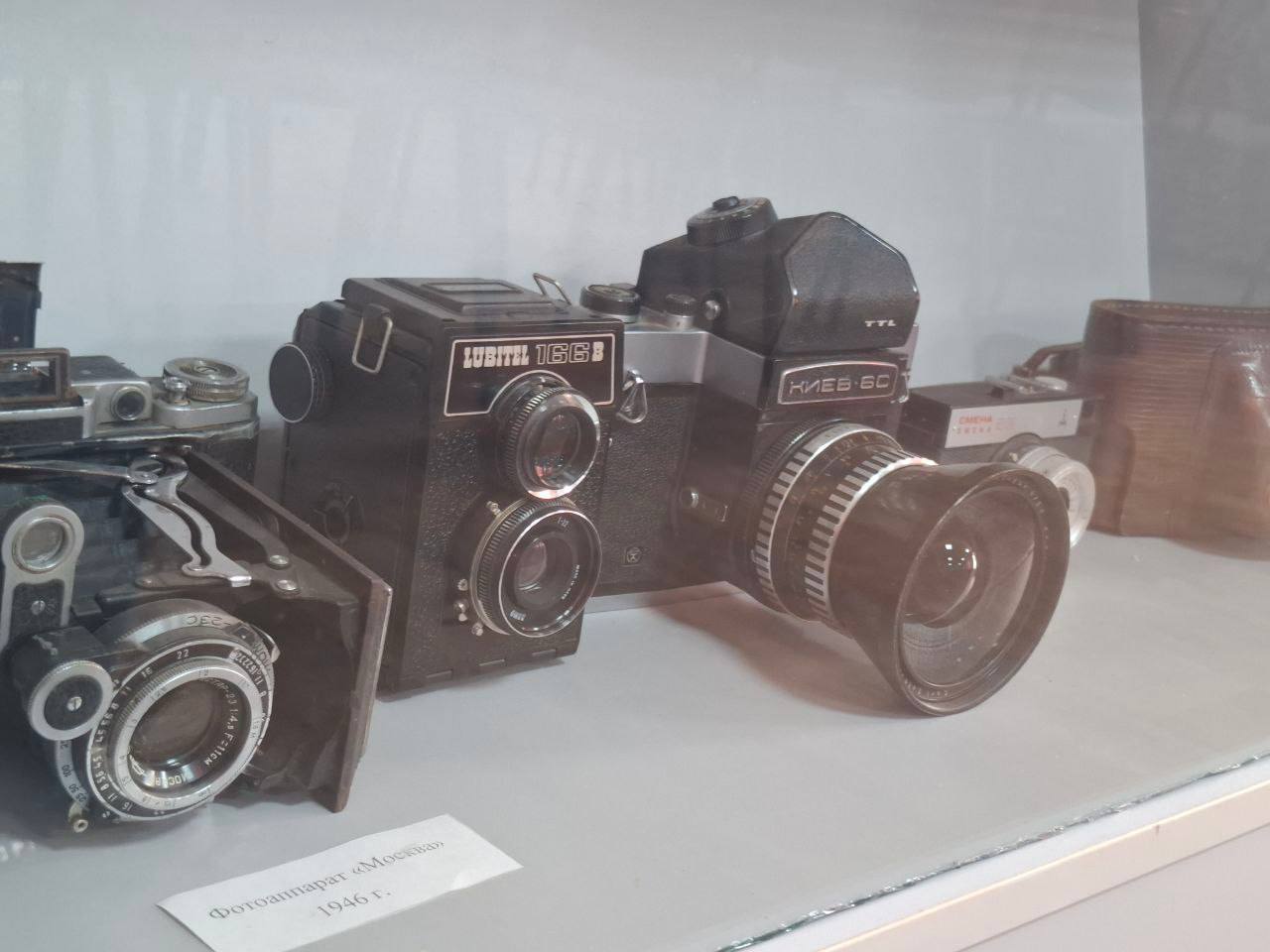 Четвероклассники бендерской школы №5 побывали в Музее истории журналистики, который работает при ГУ «Приднестровская газета» Четвероклассники бендерской школы №5 побывали в Музее истории журналистики, который работает при ГУ «Приднестровская газета»