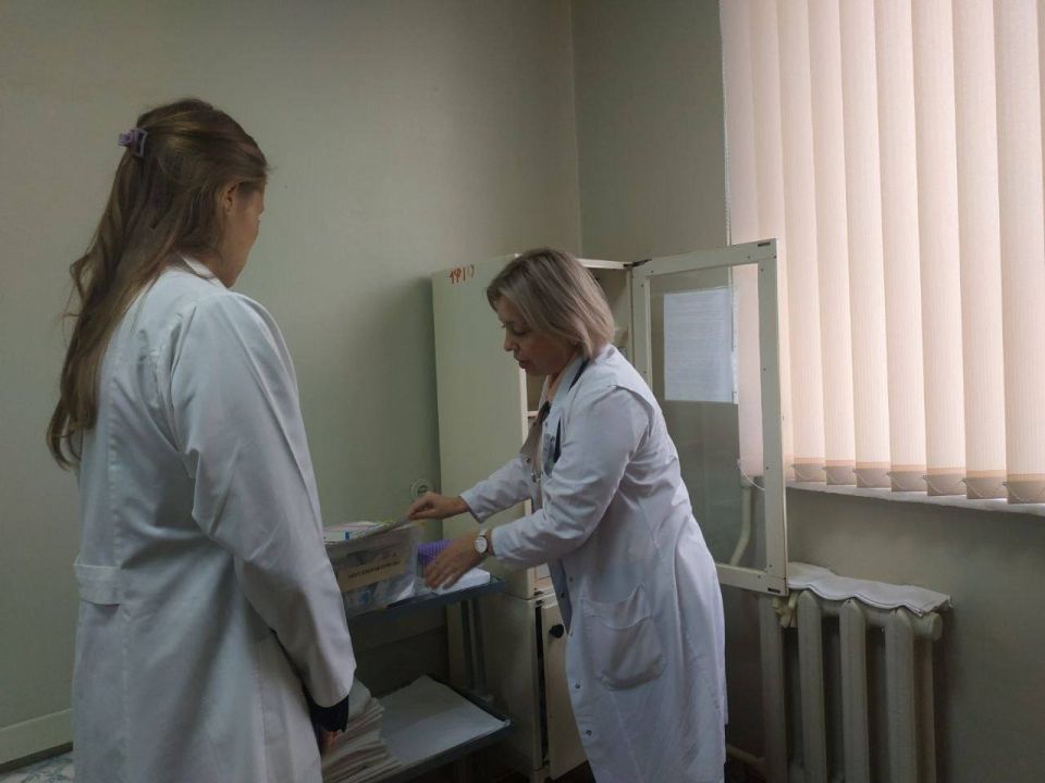 Дублёр в белом халате. Дублёром главного врача Лечебно-диагностического центра стала Спиваченко Дарья Игоревна Дублёр в белом халате. Дублёром главного врача Лечебно-диагностического центра стала Спиваченко Дарья Игоревна