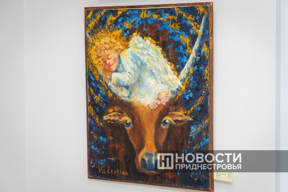 «В едином ритме» - так называется арт-выставка молодых художников в молодёжном центре Бендер «В едином ритме» - так называется арт-выставка молодых художников в молодёжном центре Бендер