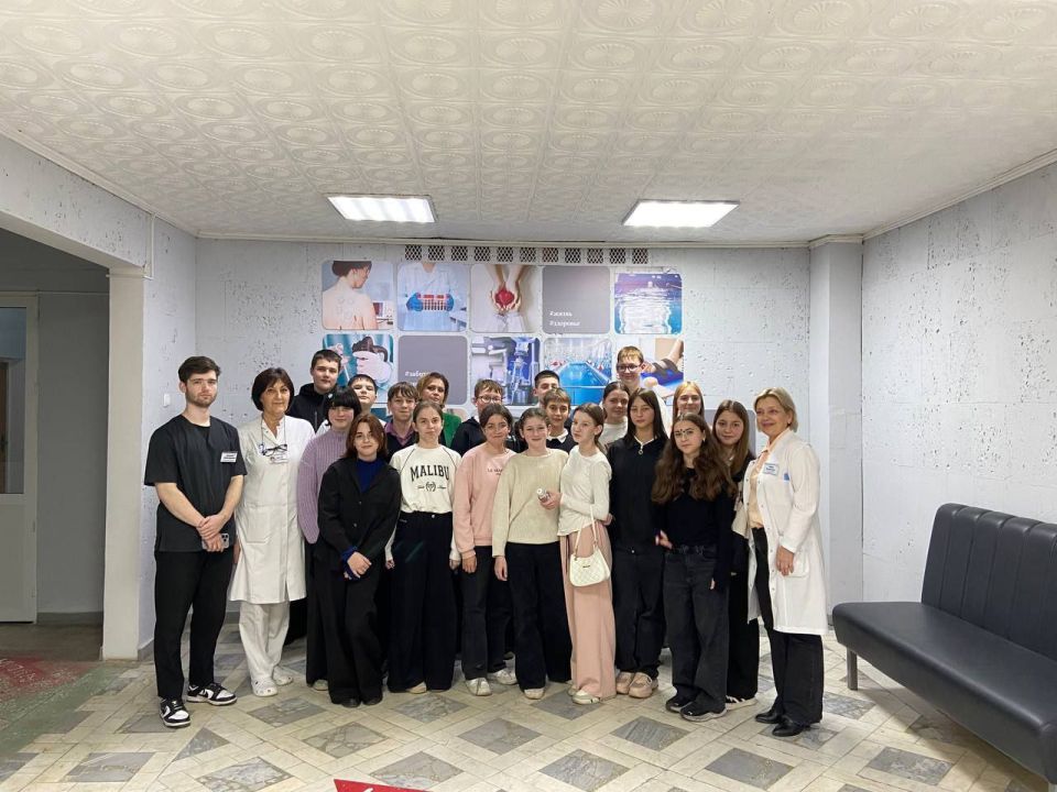 В Лечебно-диагностическом центре Бендер прошла встреча с семиклассниками В Лечебно-диагностическом центре Бендер прошла встреча с семиклассниками