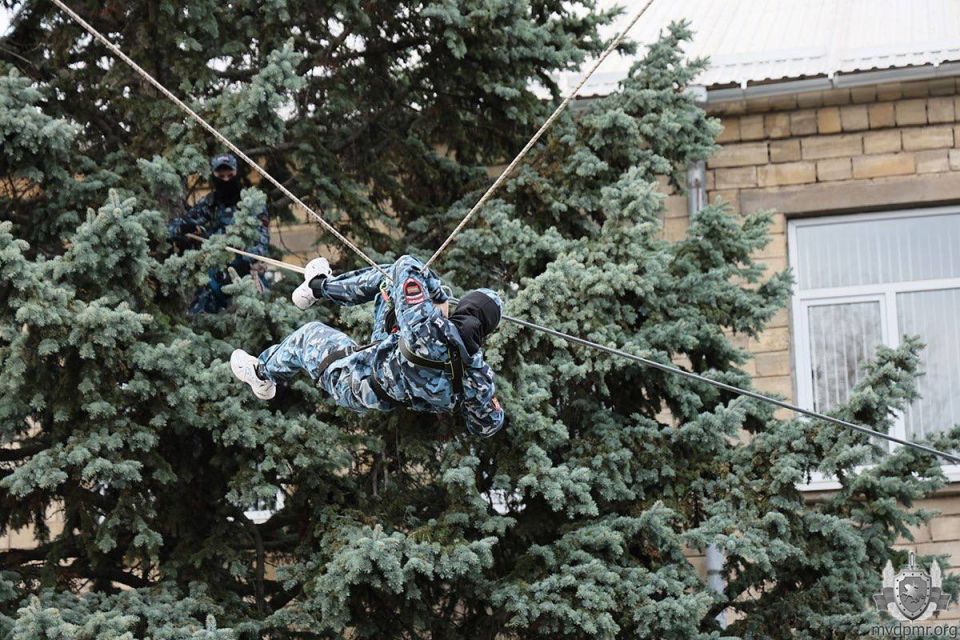 �������� ����� � �������������