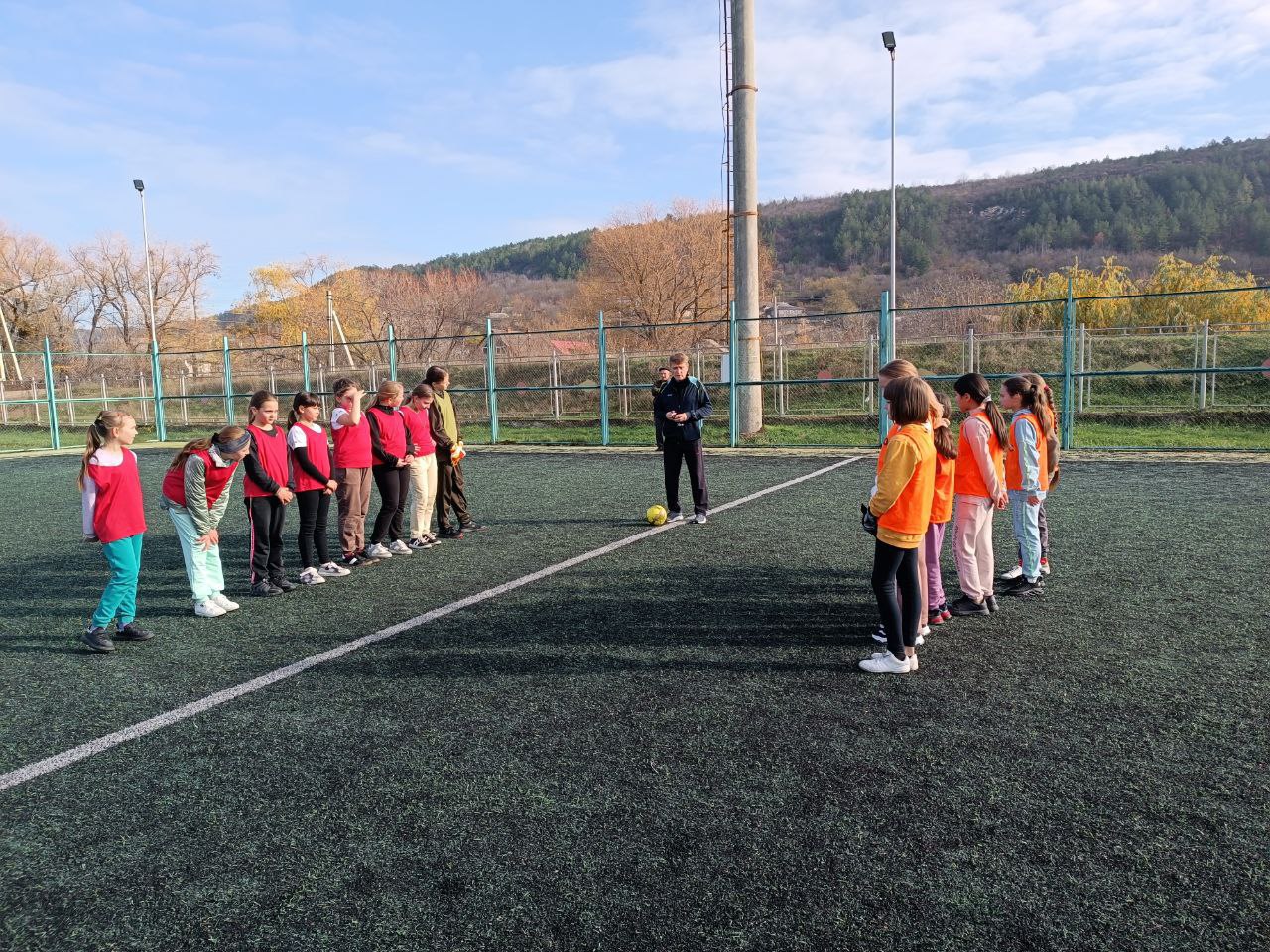 Сегодня в Каменке был дан старт муниципальному этапу республиканского турнира «Кожаный мяч – 2025–2026» Сегодня в Каменке был дан старт муниципальному этапу республиканского турнира «Кожаный мяч – 2025–2026»