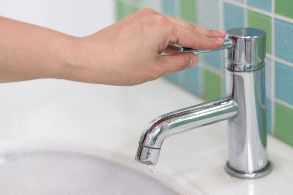 Временно без воды. ГУП «Водоснабжение и водоотведение», филиал в г. Бендеры, сообщает, что 14 ноября с 09:00 и до окончания работ в связи с аварийным ремонтом водопровода диаметром 200 мм по адресам: ул. Суворова, 3 и ул. 50...