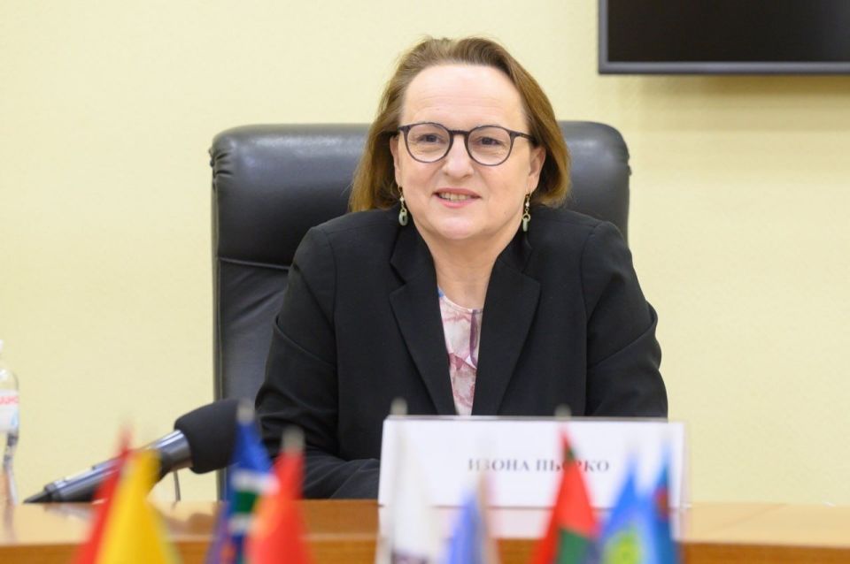 В Тирасполе прошла первая рабочая встреча Президента ПМР Вадима Красносельского с Главой Делегации ЕС в Молдове Ивоной Пьорко В Тирасполе прошла первая рабочая встреча Президента ПМР Вадима Красносельского с Главой Делегации ЕС в Молдове Ивоной Пьорко