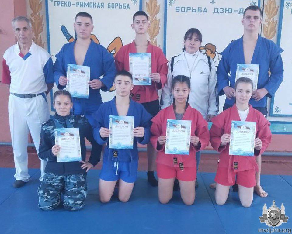 Самбо без компромиссов. Чемпионат ПМР по самбо состоялся 14 ноября в Бендерской СДЮШОР борьбы им. Г.Н. Баданова Самбо без компромиссов. Чемпионат ПМР по самбо состоялся 14 ноября в Бендерской СДЮШОР борьбы им. Г.Н. Баданова