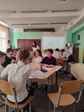 Как филология становится high-tech: ТСШ №7 приняла республиканскую стажировку