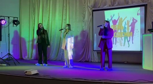 Вчера в Доме культуры села Протягайловки состоялся концерт вокального ансамбля «Тоника»