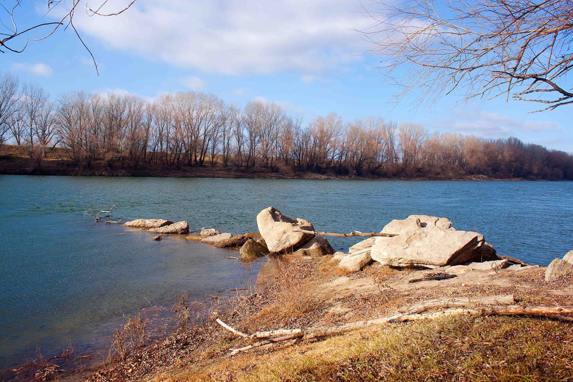 Стоит совершить малюсенькое усилие, выйти за порог, и жизнь одаривает куда большим, чем рассчитывал