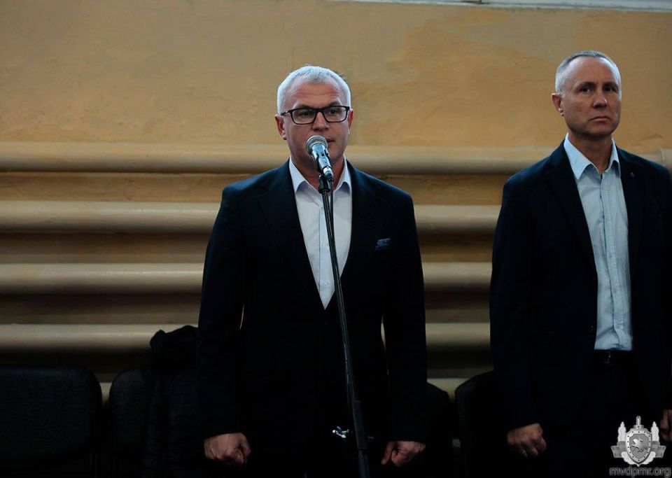 Ринг памяти. С 12 по 14 ноября в Тираспольской СДЮШОР борьбы и бокса проходил открытый турнир по боксу, посвящённый Дню милиции и памяти сотрудников ОВД, отдавших жизнь при исполнении служебного долга Ринг памяти. С 12 по 14 ноября в Тираспольской СДЮШОР борьбы и бокса проходил открытый турнир по боксу, посвящённый Дню милиции и памяти сотрудников ОВД, отдавших жизнь при исполнении служебного долга