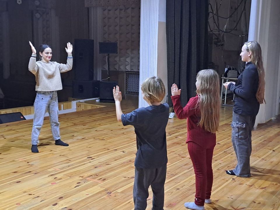 Театр "Алмазный блеск". В Доме Народных Традиций и Ремесел прошел тренинг по актёрскому мастерству и сценической речи