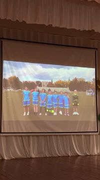 Игроки «Шерифа» сегодня были в гостях в бендерской школе №15