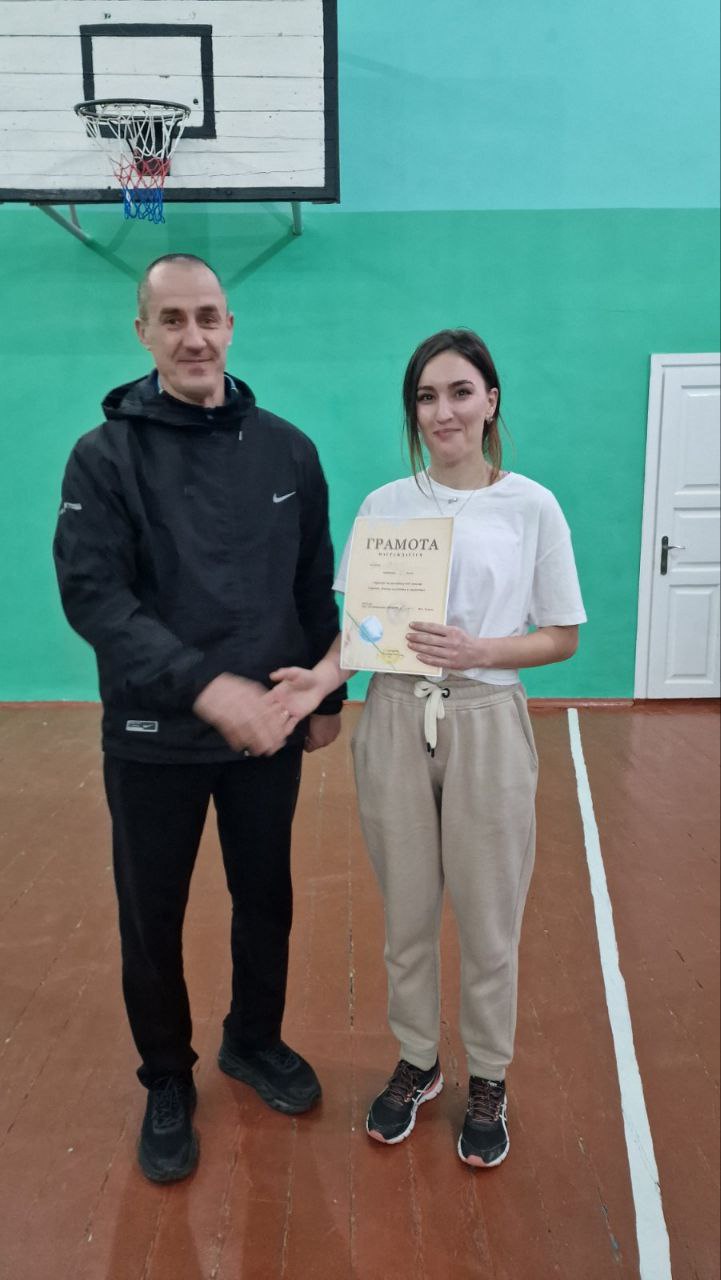 Спорт объединяет!. В рамках Декады молодёжи и студентов тренерами Каменской СДЮШОР были организованы соревнования по волейболу и настольному теннису Спорт объединяет!. В рамках Декады молодёжи и студентов тренерами Каменской СДЮШОР были организованы соревнования по волейболу и настольному теннису