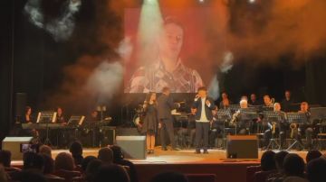 София Никифоренко и Егор Шалопа исполнили песню из фильма «Старый рояль»