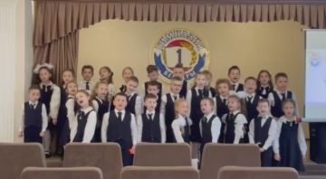 Это событие – не только праздник для первоклассников, но и важное напоминание о том, что гимназия – место, где учащиеся получают знания, воспитываются, развивают свои таланты и формируют ценные жизненные навыки