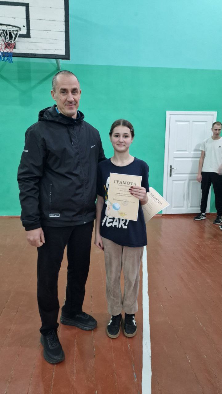 Спорт объединяет!. В рамках Декады молодёжи и студентов тренерами Каменской СДЮШОР были организованы соревнования по волейболу и настольному теннису Спорт объединяет!. В рамках Декады молодёжи и студентов тренерами Каменской СДЮШОР были организованы соревнования по волейболу и настольному теннису