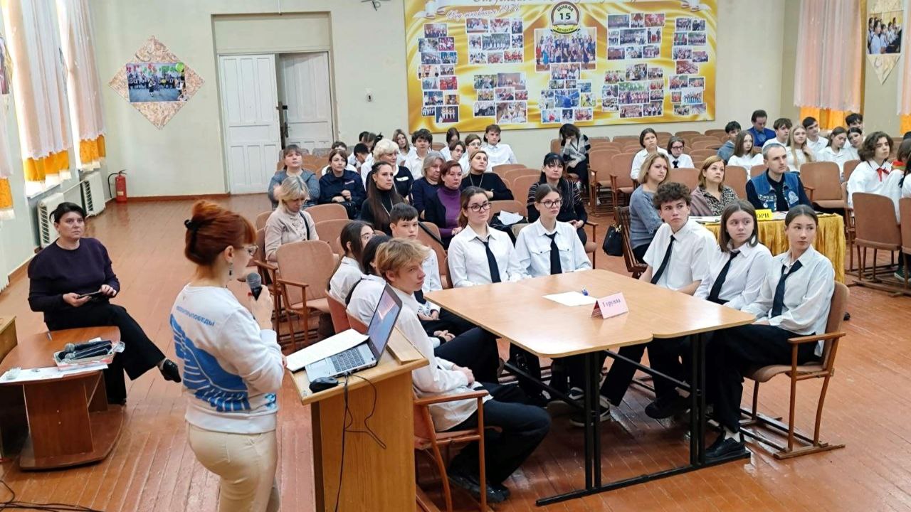 Сегодня в Бендерах на базе 15-й школы состоялось городское методическое объединение социальных педагогов учреждений среднего образования Сегодня в Бендерах на базе 15-й школы состоялось городское методическое объединение социальных педагогов учреждений среднего образования