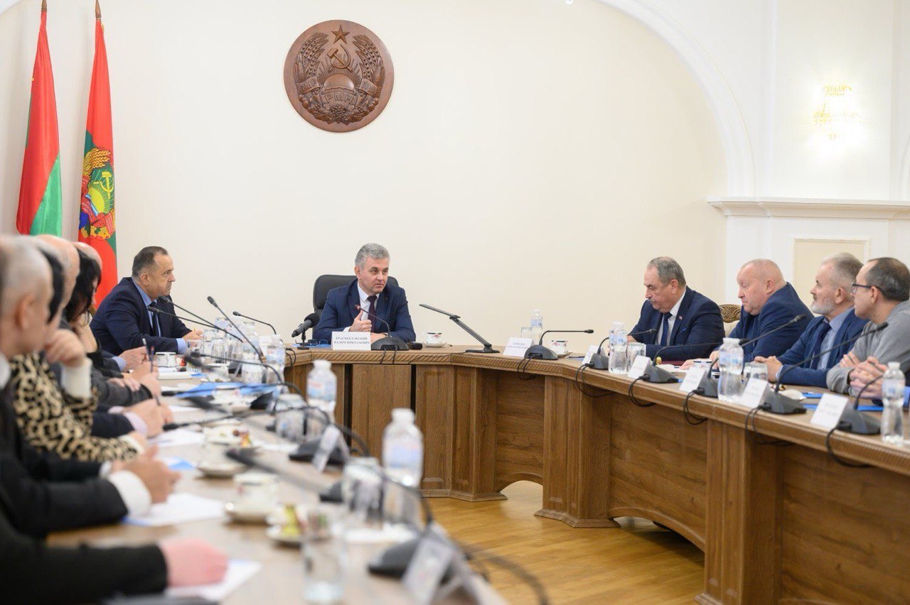 Президент встретился с руководителями приднестровских национальных общин: