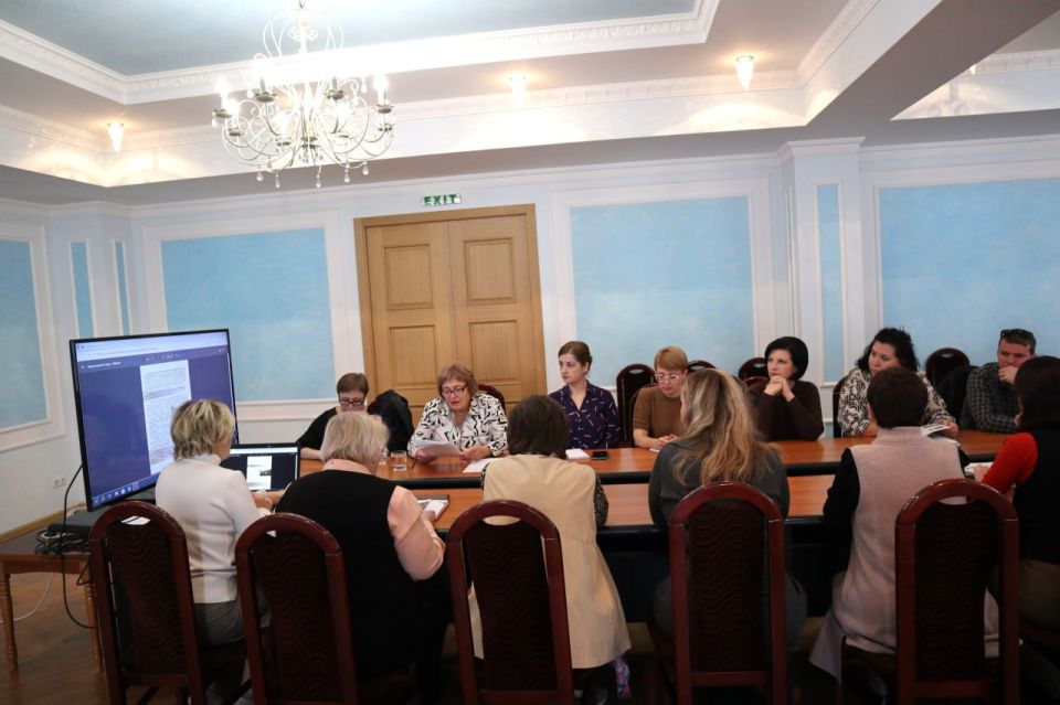  ÃÎÑÓÄÀÐÑÒÂÅÍÍÎÉ ÑËÓÆÁÅ ÏÎ ÊÓËÜÒÓÐÅ È ÈÑÒÎÐÈ×ÅÑÊÎÌÓ ÍÀÑËÅÄÈÞ ÏÌÐ ÑÎÑÒÎßËÀÑÜ ËÅÊÖÈß Î ÑÒÀÍÎÂËÅÍÈÈ ÏÐÈÄÍÅÑÒÐÎÂÑÊÎÃÎ ÍÀÐÎÄÀ