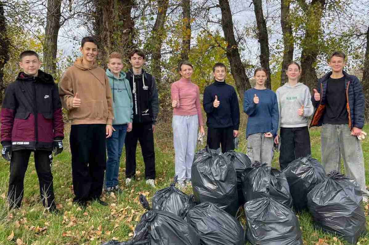 Знаете, почему школьники из Слободзейского района на фото такие счастливые? Знаете, почему школьники из Слободзейского района на фото такие счастливые?
