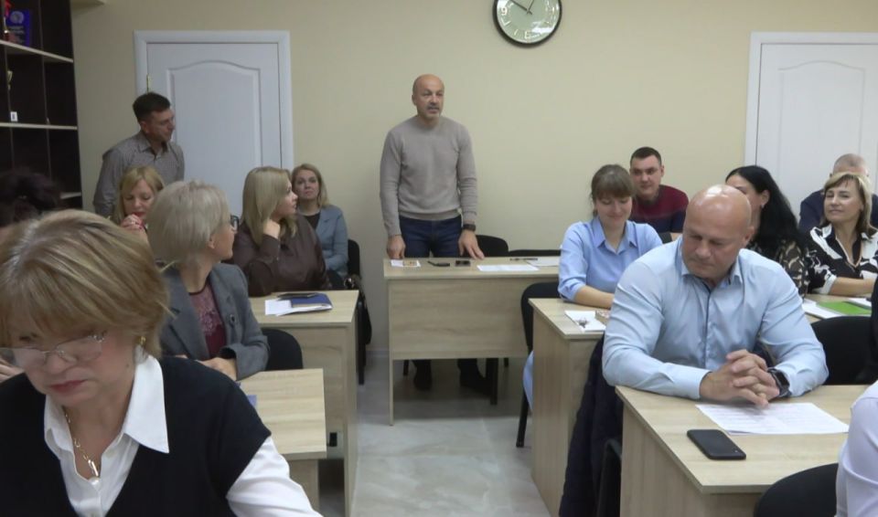 В работе сессии принял участие Глава государственной администрации города Роман Иванченко В работе сессии принял участие Глава государственной администрации города Роман Иванченко