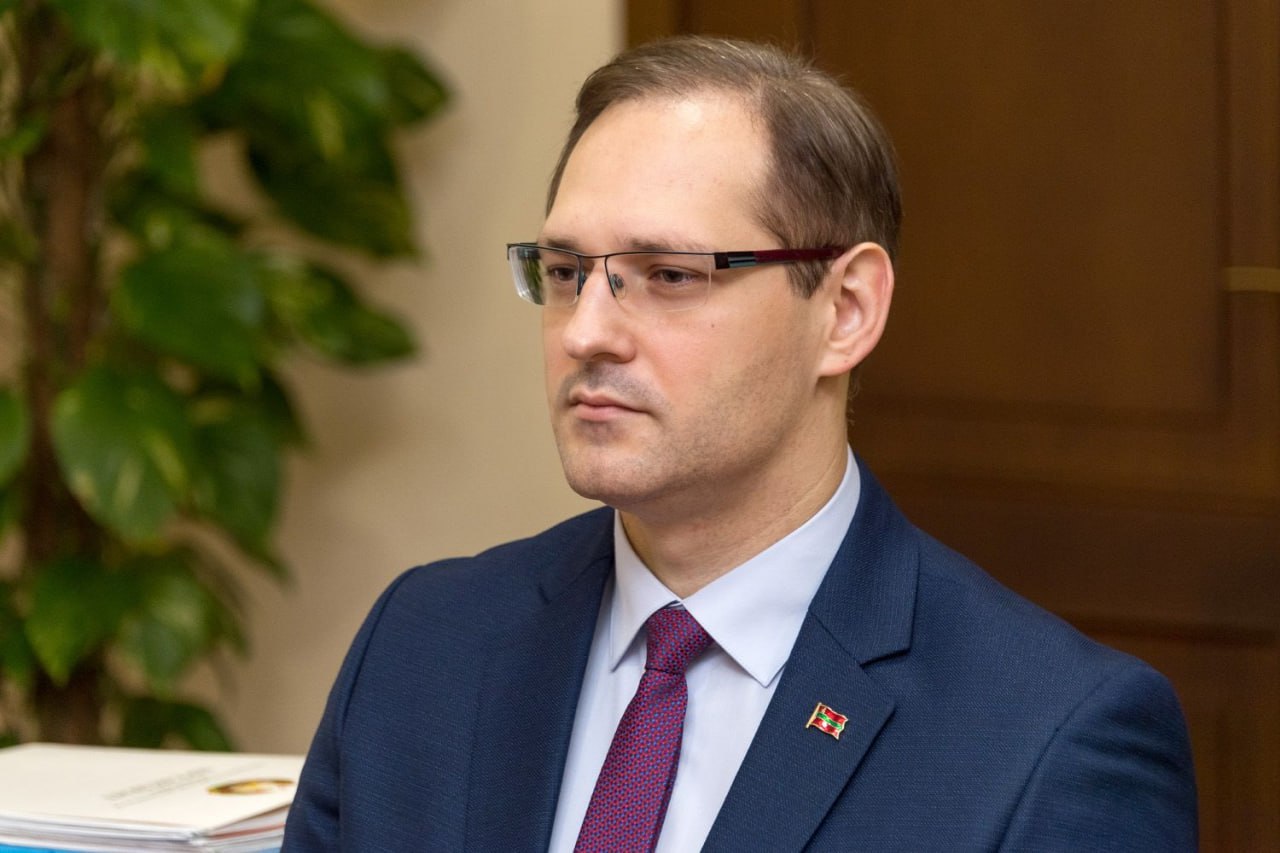 «От длительного и политически ангажированного блокирования формата “5+2” проиграли не только сами стороны, но и международные участники», — глава МИД ПМР Виталий Игнатьев в интервью РИА Новости