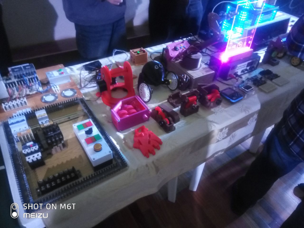 Республиканский IT-форум для молодых айтишников проходит сегодня в ДК Ткаченко в Бендерах Республиканский IT-форум для молодых айтишников проходит сегодня в ДК Ткаченко в Бендерах