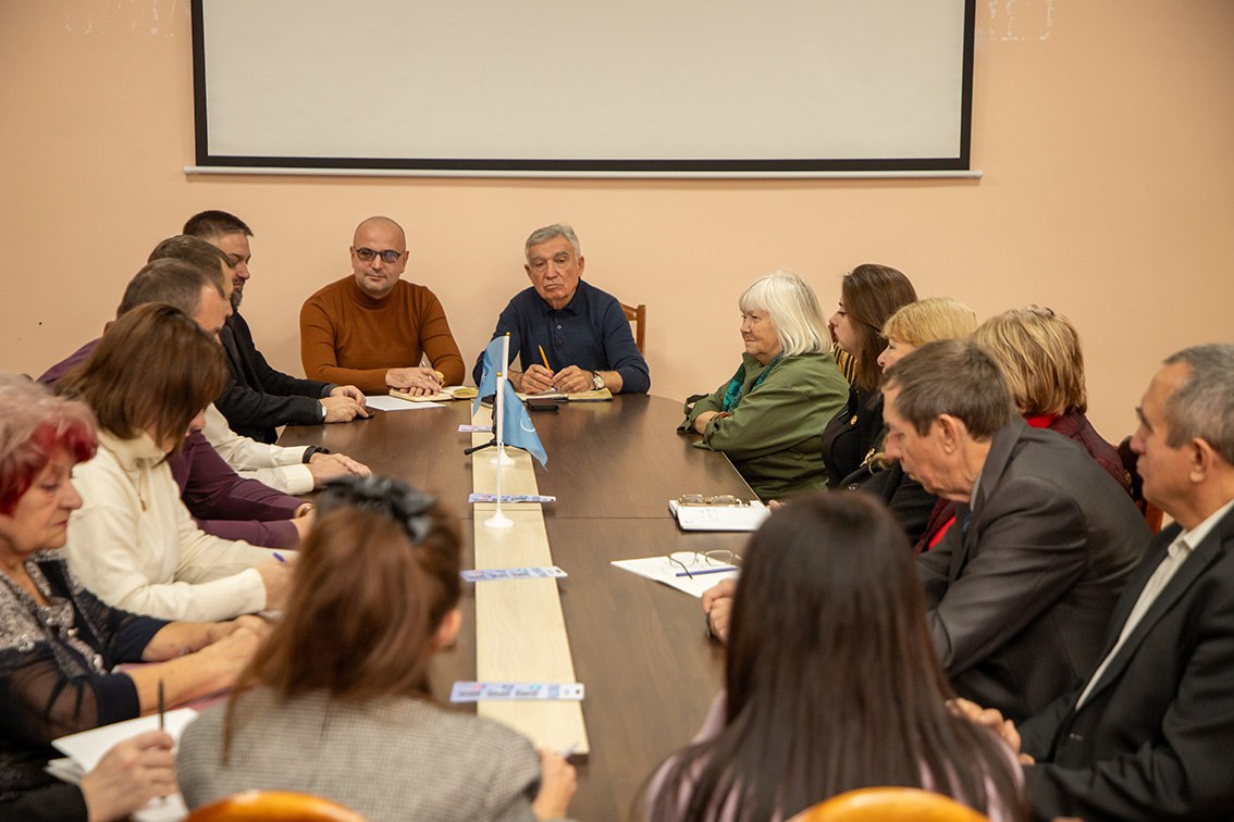 «Приднестровье» продолжает проект «Экспертный клуб», где нет главного и второстепенного, где нет протокола, а есть открытый откровенный диалог