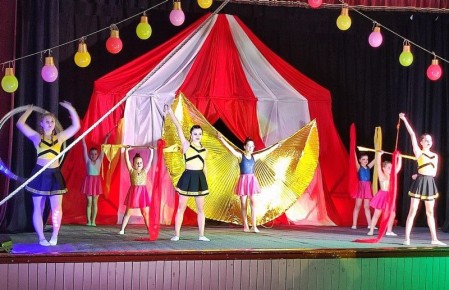  ,                      ,   3 