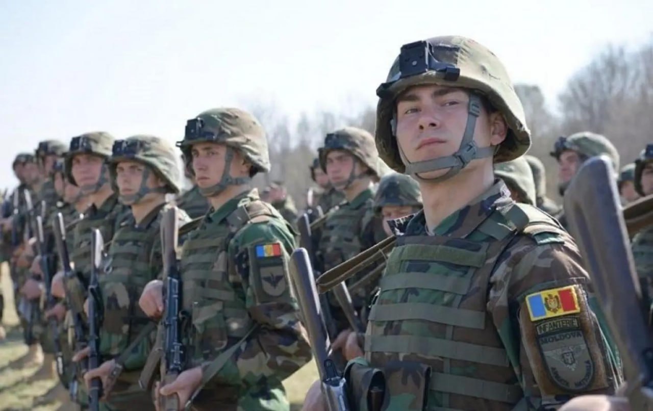 Молдавские военнослужащие примут участие в торжественном параде в Бухаресте ко Дню национального единства Румынии
