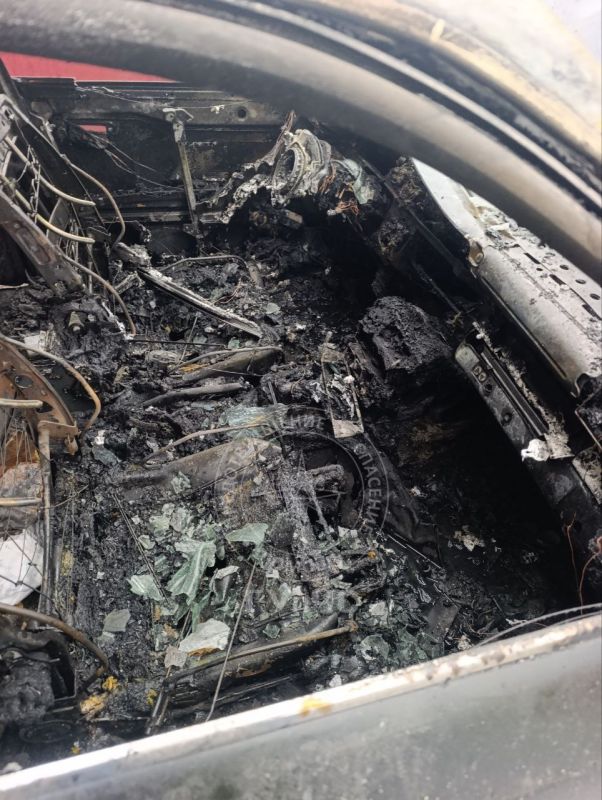 В Рыбнице огнеборцы тушили «Ауди» В Рыбнице огнеборцы тушили «Ауди»