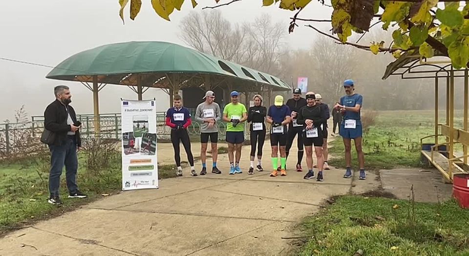 В семейном забеге, который прошел в Тирасполе в воскресенье, участвовали спортсмены от 14 до 70 лет