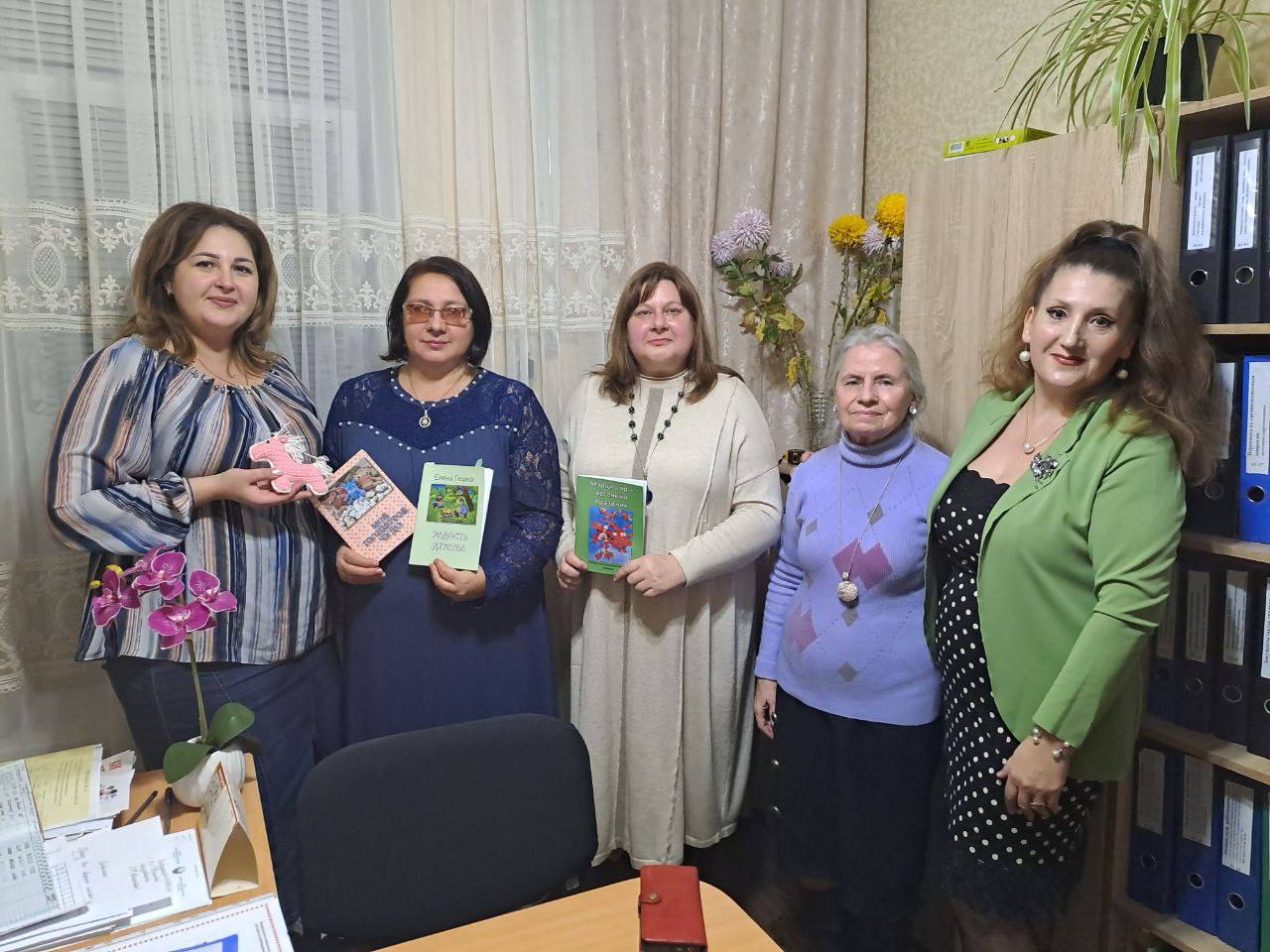 В детском саду номер 46 «Белая акация» состоялась музыкально-поэтическая встреча, приуроченная ко Дню матери В детском саду номер 46 «Белая акация» состоялась музыкально-поэтическая встреча, приуроченная ко Дню матери