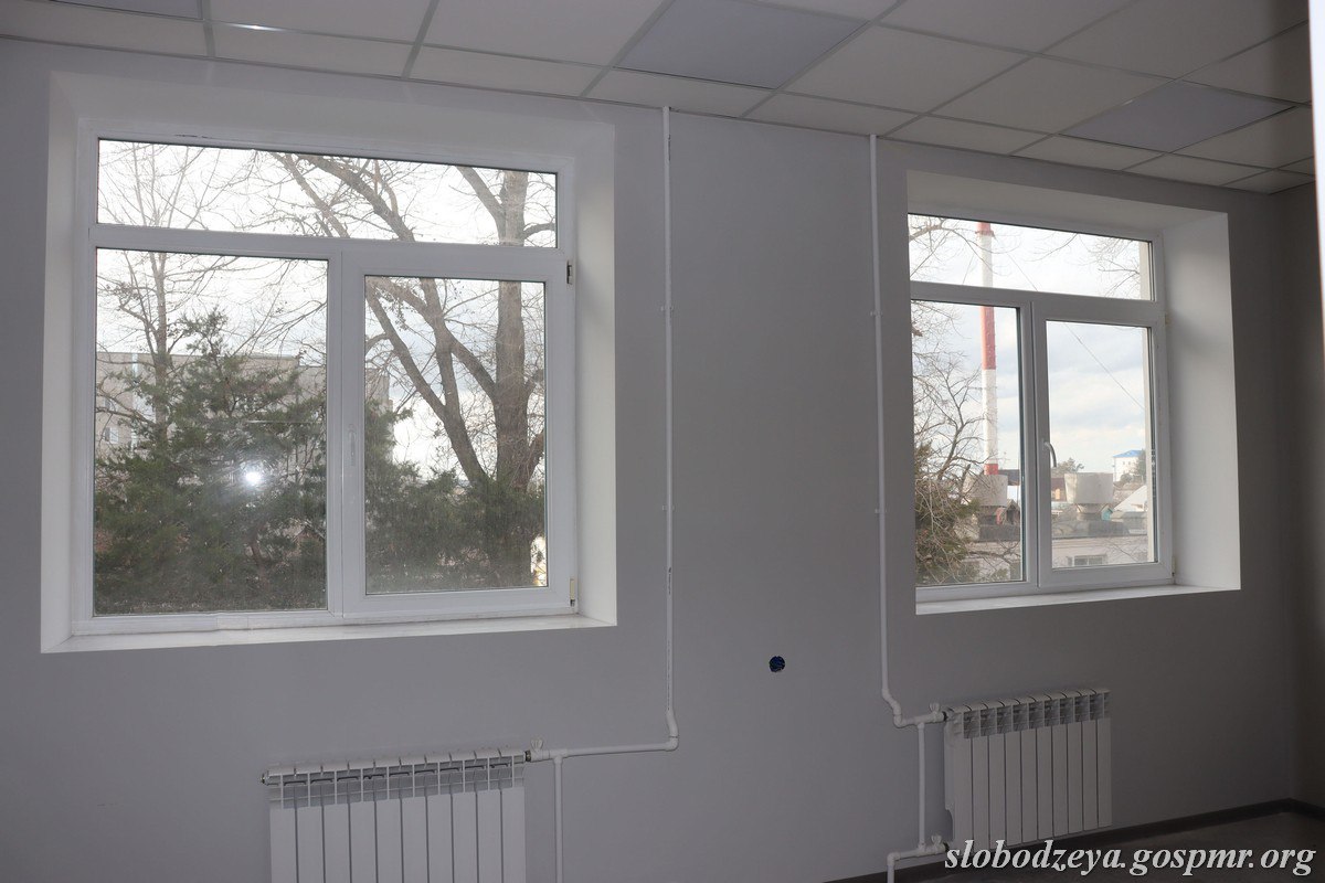 В Слободзейском районе продолжаются работы по капитальному ремонту поликлиники и Дома культуры в Коротном В Слободзейском районе продолжаются работы по капитальному ремонту поликлиники и Дома культуры в Коротном