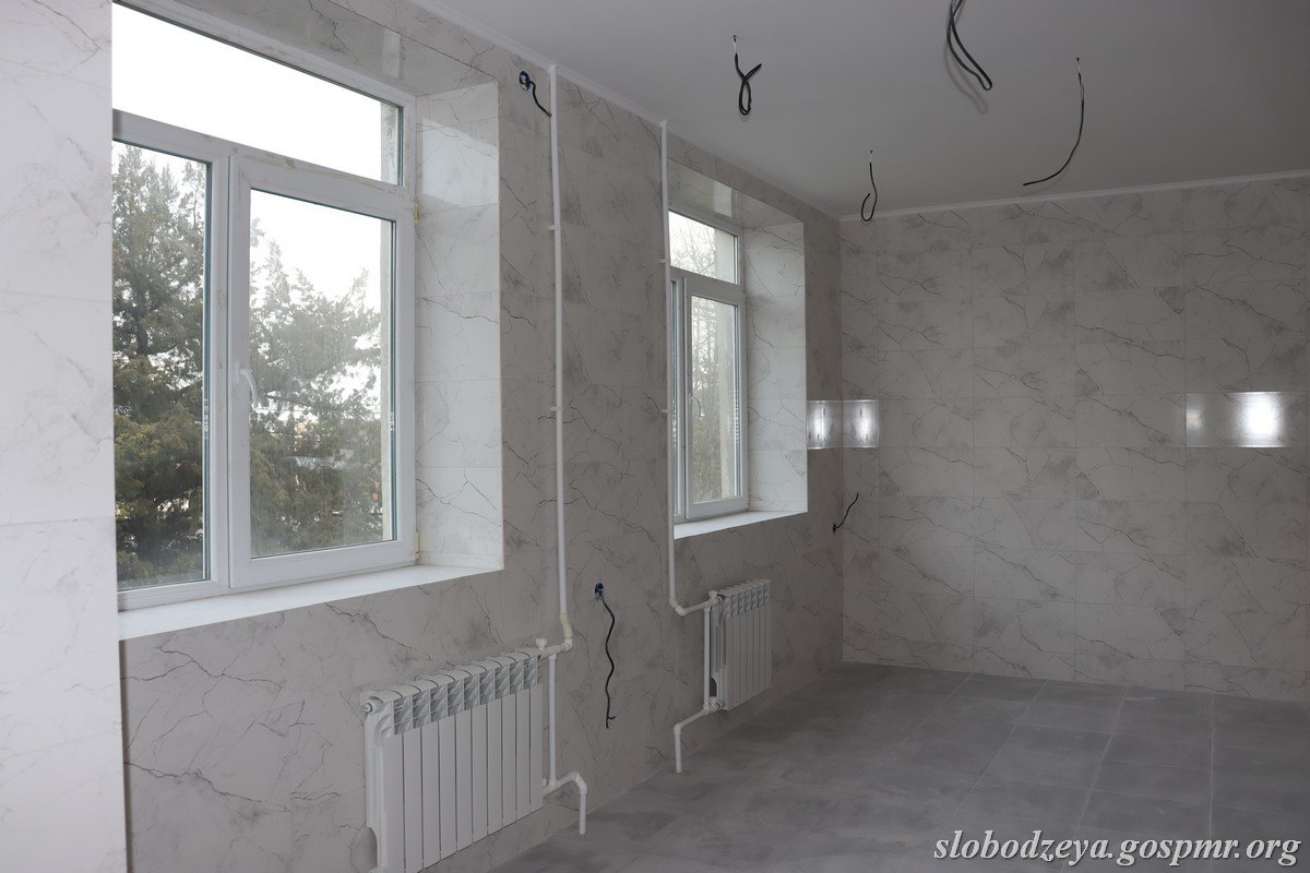 В Слободзейском районе продолжаются работы по капитальному ремонту поликлиники и Дома культуры в Коротном В Слободзейском районе продолжаются работы по капитальному ремонту поликлиники и Дома культуры в Коротном