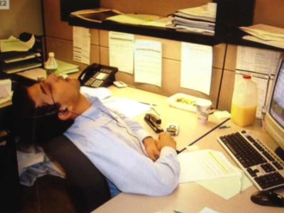 Дневной сон способен замедлить старение мозга на 3–6 лет, выяснили в University College London