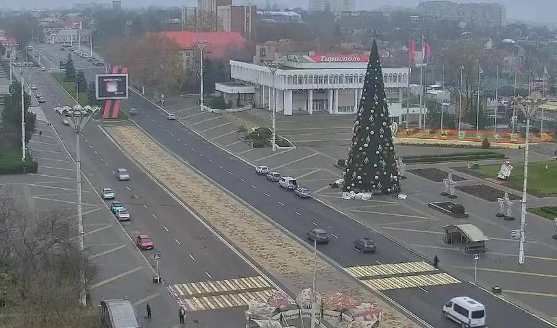 Ёлочка почти готова