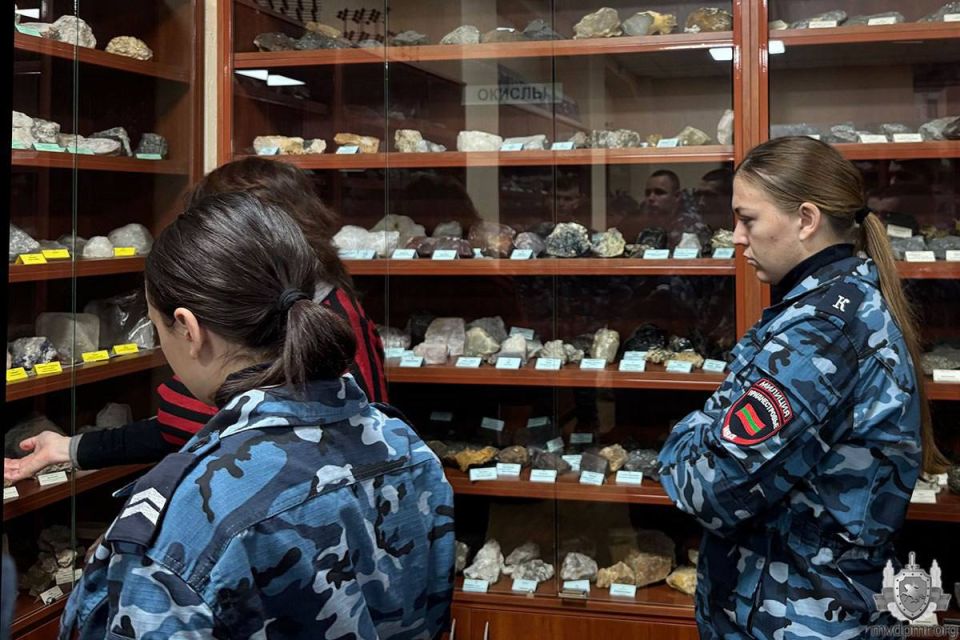 Курсантам – об уникальных экспонатах Приднестровья Курсантам – об уникальных экспонатах Приднестровья